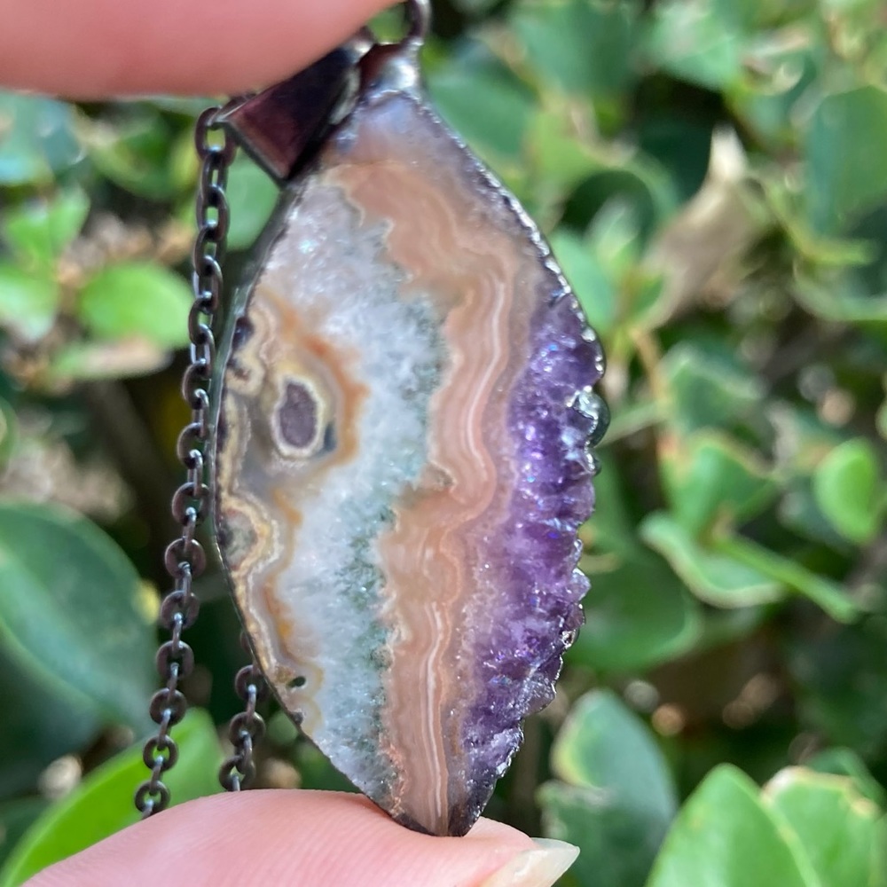 Amethyst NWOT stalactite necklace.